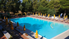 Отель Villaggio Camping Golfo di Arzachena  Каннигионе